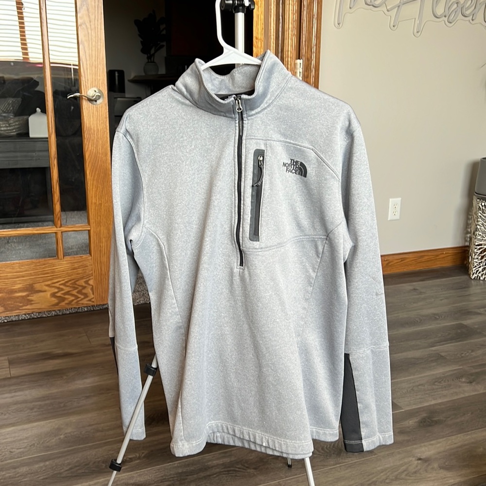 Grey North Face 1/4 Zip Jacket Large